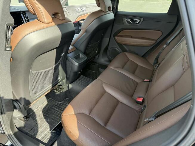Volvo XC60 Kalisz - zdjęcie 10
