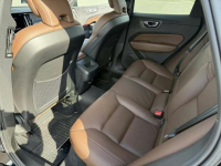 Volvo XC60 Kalisz - zdjęcie 10