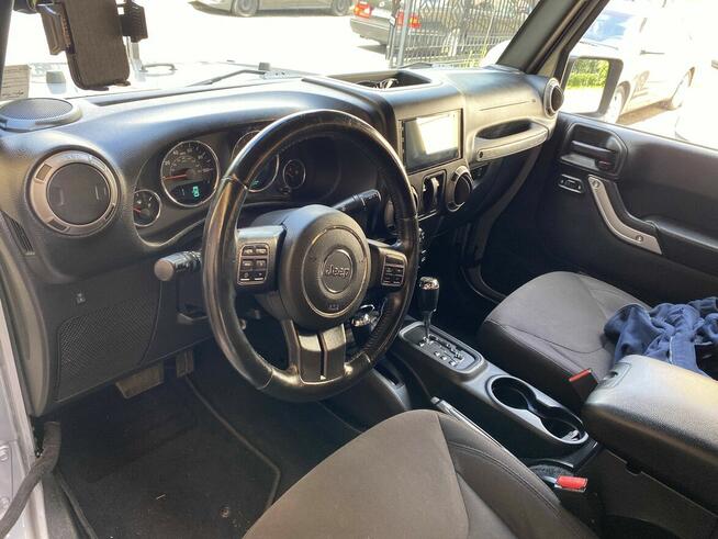 Sprzedam Jeep Wrangler 4x4 3.6 V6 automat 284km Stalowa Wola - zdjęcie 3