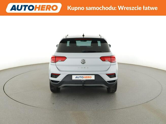 Volkswagen T-Roc Style 150KM navi PDC climatronic ACC Warszawa - zdjęcie 6