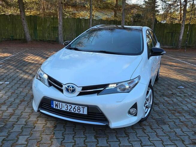 Toyota Auris 1.8 Benzyna Hybryda 136km Automat Biała Perła Zwoleń - zdjęcie 3
