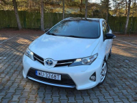 Toyota Auris 1.8 Benzyna Hybryda 136km Automat Biała Perła Zwoleń - zdjęcie 3