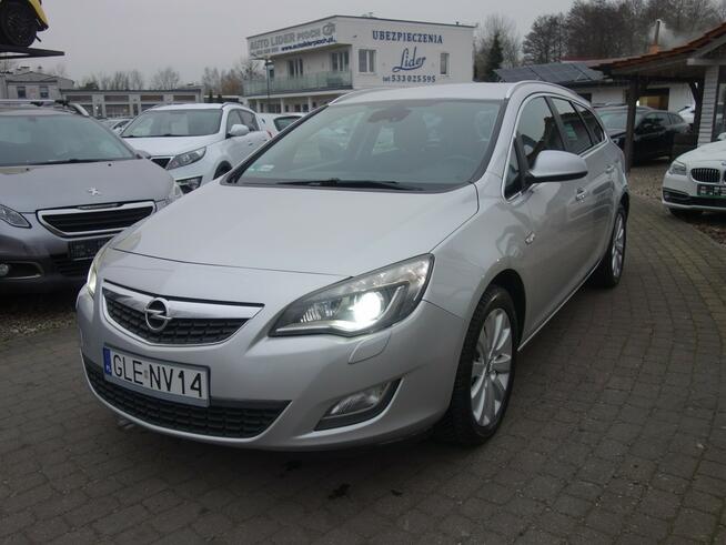 Opel Astra J 2011 2.0 diesel 160 km xenon nowy  rozrząd Słupsk - zdjęcie 2