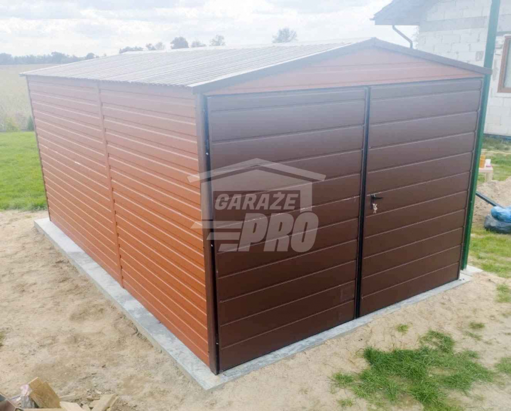 Garaż blaszany 3x5 Brama + drzwi - Brąz dwuspadowy GP210 Włocławek - zdjęcie 4