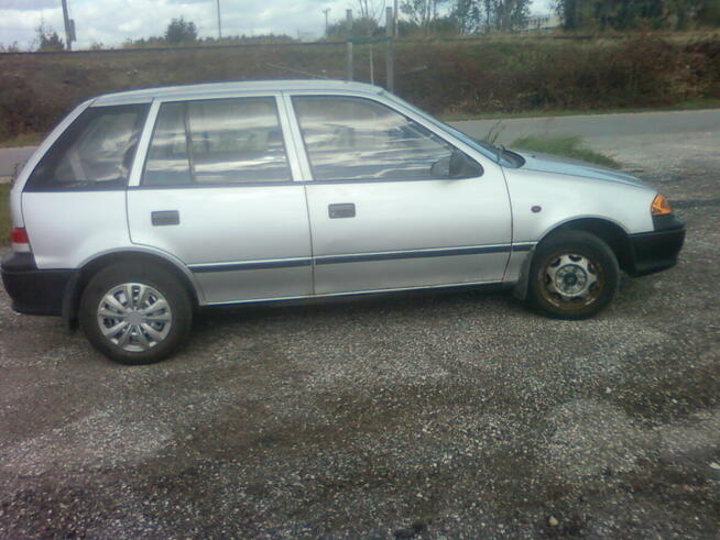 Suzuki Swift 993 cm. bez wkładu finansowego . Mszczonów - zdjęcie 1