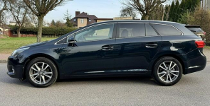 Toyota Avensis LIFT Skóry Navi Gwarancja Kutno - zdjęcie 3