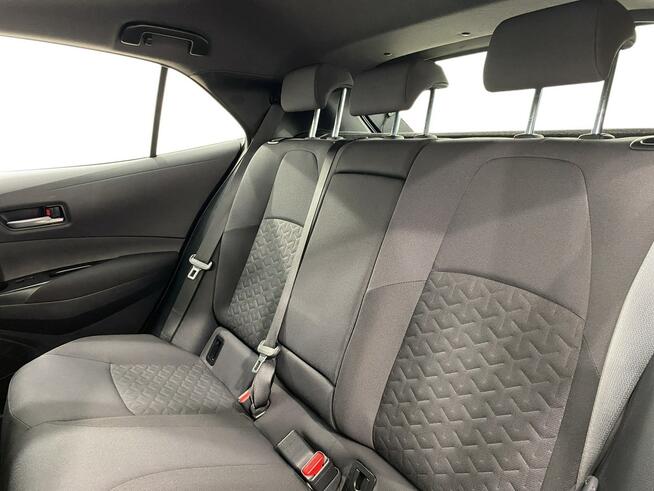 Toyota Corolla 1.2 T Comfort Hatchback Warszawa - zdjęcie 12