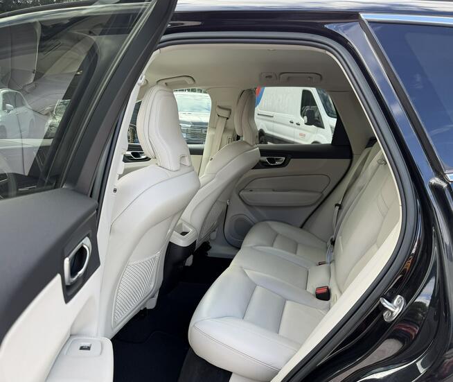 Volvo XC 60 B4,Plus Dark,Google,Gwarancja Kamienna Góra - zdjęcie 10