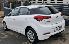 Hyundai i20 1.2 Benzyna 75 KM Cisiec - zdjęcie 6