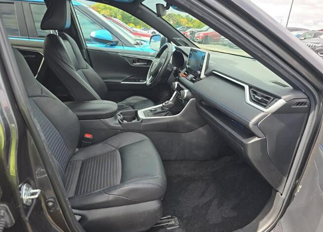 Toyota RAV-4 Bogata wersja wyposażenia / AWD / Hybryda Warszawa - zdjęcie 6