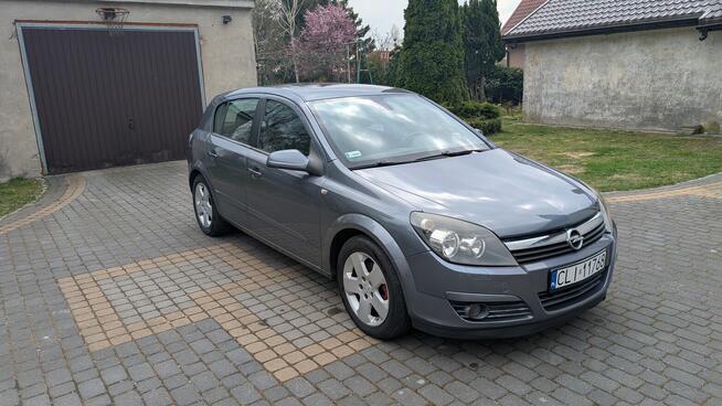 Opel Astra H 2004 Lipno - zdjęcie 6