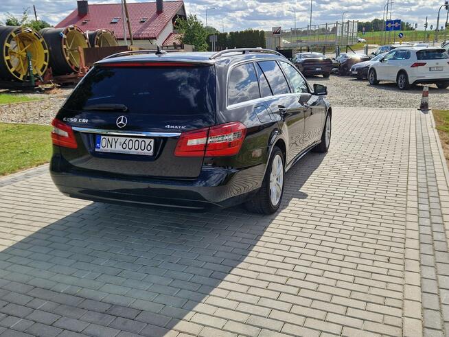 Mercedes E 250 2.2cdi 204KM Avantgarde 4matic 7osobowy Raty Zamiana Strobice - zdjęcie 11