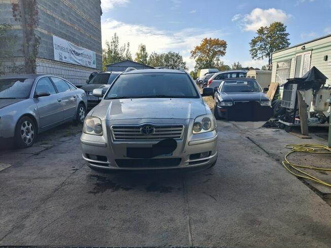 Toyota Avensis 2.0 D4d sprawna jeżdżąca, kombi Tanie Auta Fasty Fasty - zdjęcie 2