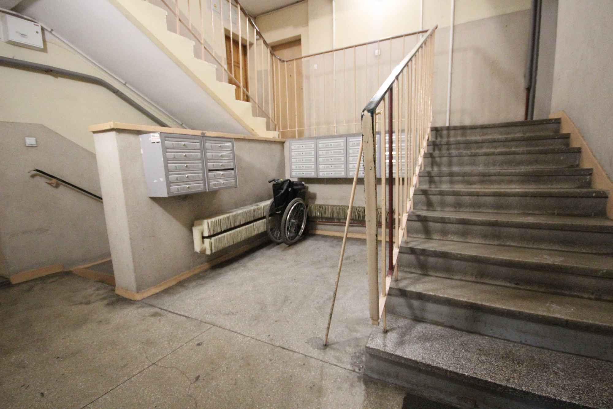 1pok, 25met, okolice Oławskiej PIWNICA (Wrocław) Stare Miasto - zdjęcie 9