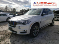 BMW X5 2014, 3.0L, uszkodzony bok