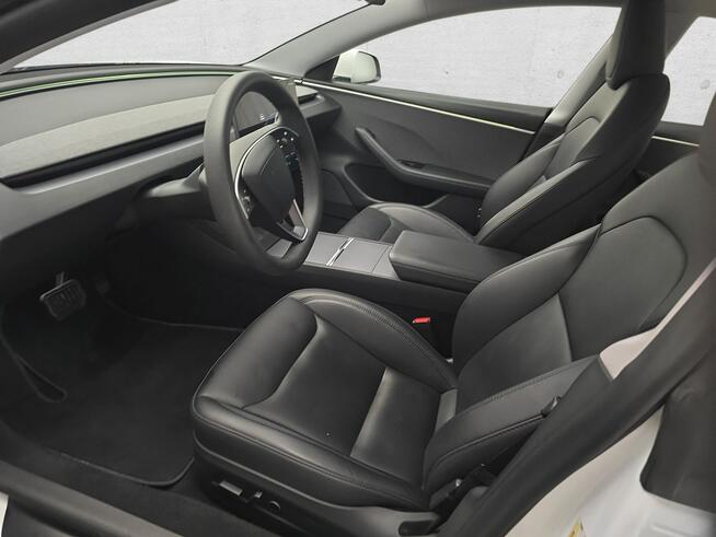 Tesla Model 3 Komorniki - zdjęcie 11