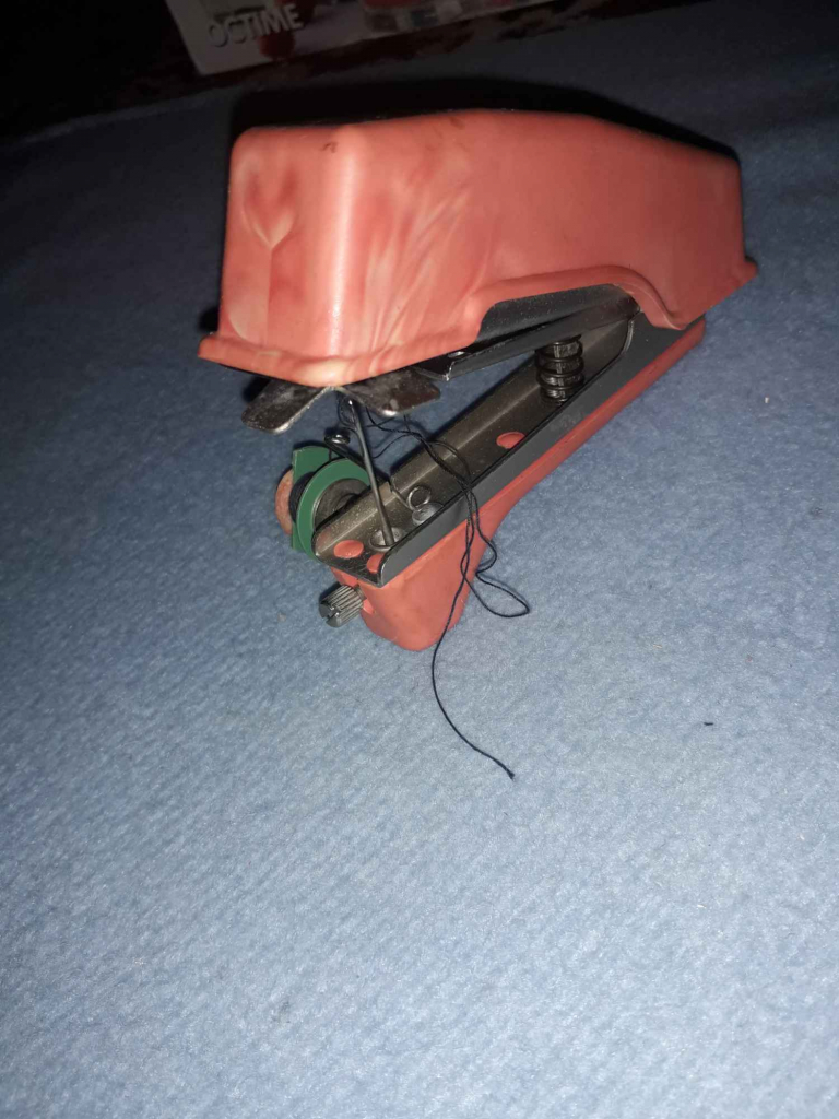 Maszyna do szycia turystyczna Bielany - zdjęcie 3