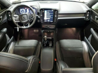 Volvo XC 40 / 4x4 / 2.0 247KM / Tarnów - zdjęcie 8