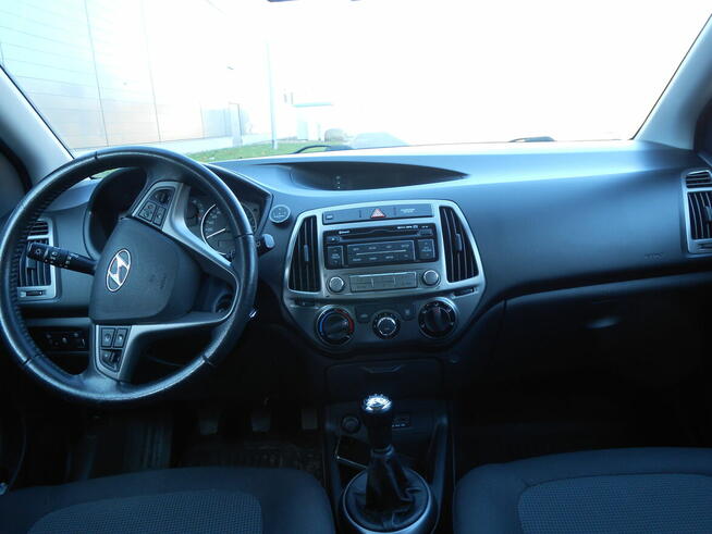 HYUNDAI i20, 1,3 2013 rok, super stan Kamienna Góra - zdjęcie 7
