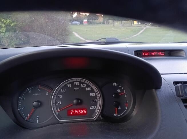 sprzedam suzuki swift Marki - zdjęcie 6