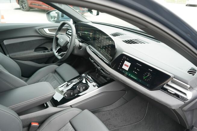 Audi A5 B10 Avant TFSI 204 KM S tronic quattro DEMO Radom - zdjęcie 9