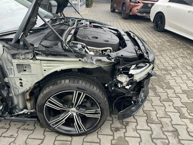 Volvo V60 D4 Inscription Automat Skóra Kamera Podgrzewanie Gliwice - zdjęcie 8