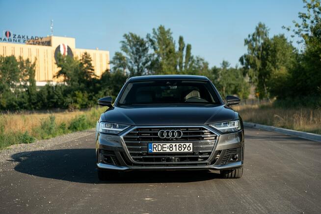 Audi A8 Ropczyce - zdjęcie 2