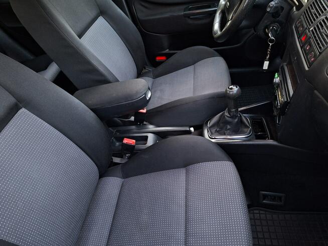 Volkswagen Golf * 1.6 16V* czarny* 5DRZWI* 1.6i *** Olsztyn - zdjęcie 7