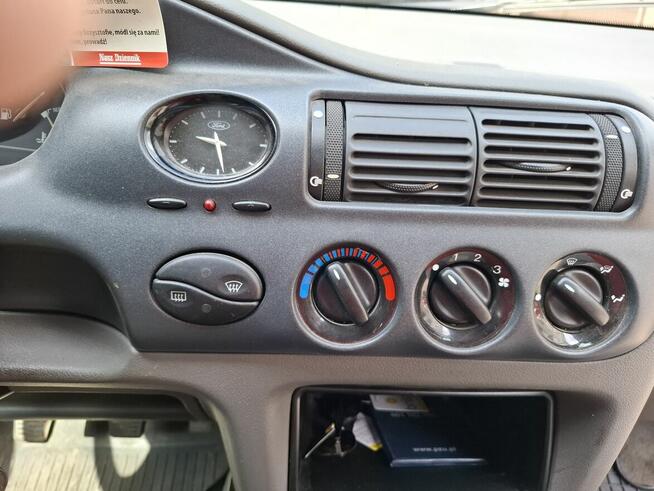 FORD Escort, wersja Bolero2, rok 1998, moc 70 kM. Klasyk Sosnowiec - zdjęcie 10