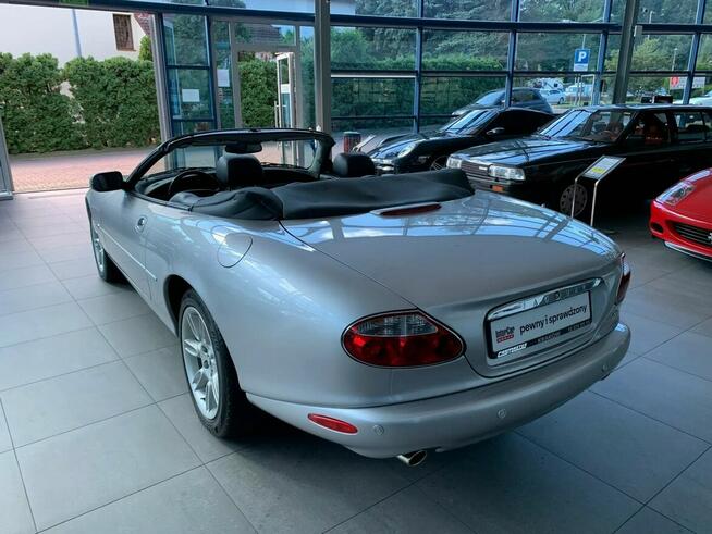 Jaguar XK8 CONVERTIBLE MY 2002 z Prywatnej Kolekcji Kraków - zdjęcie 8