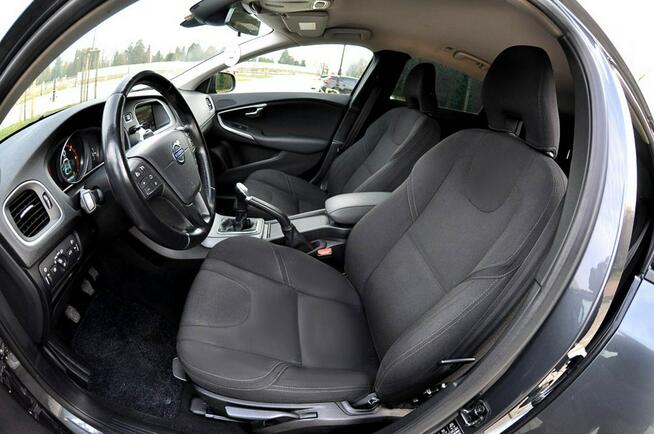 Volvo V40 1,6 HDi 115Km  Ledy Digital Navi City Kamera Klimatronik Płock - zdjęcie 6