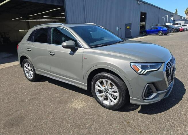 Audi Q3 Premium / S-Line / AWD Warszawa - zdjęcie 1