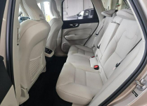 Volvo XC 60 Najwyższa wersja wyposażenia ULTRA / AWD / B5 Cieszyn - zdjęcie 11