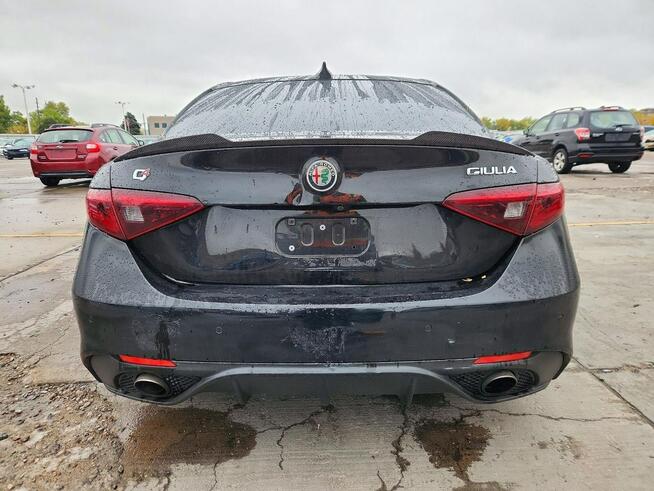 Alfa Romeo Giulia Wersja Ti / AWD / niski przebieg Wrocław - zdjęcie 6