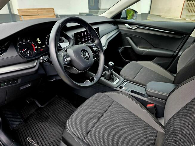ŠKODA Octavia 1.5 TSI Ambition ACT 150 KM Full LED ASO 1 Wła Będzin - zdjęcie 12
