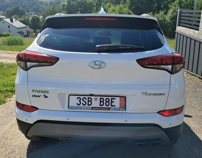 Hyundai Tucson 1.6 GDI 177 KM 2WD Cisiec - zdjęcie 9
