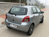 Toyota Yaris 2008 1.3 Benzyna Klima Zarejestrowany Gostyń - zdjęcie 6
