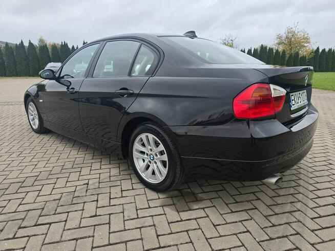 BMW 318 2,0Diesel.  Serwis.Tempomat.Klimatr 2 str.Navigacja.Parktronic Kutno - zdjęcie 12