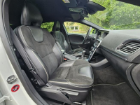 Volvo V40 R-Design* Super Stan* Rok GWARANCJI Opoczno - zdjęcie 12