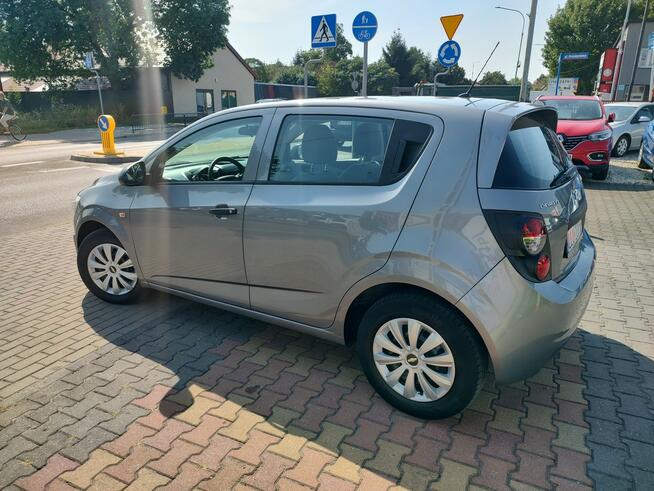 Chevrolet Aveo 1.2i 16V 75KM Klimatyzacja Łuków - zdjęcie 9