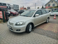 Toyota Avensis 2.0 D4D 126KM Klimatyzacja Łuków - zdjęcie 9