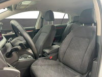 Volkswagen Golf VIII 1.0 eTSI Life DSG Hatchback Warszawa - zdjęcie 10