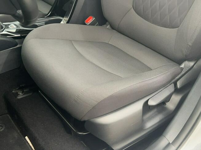 Toyota Corolla 1.5 Comfort Sedan Warszawa - zdjęcie 10