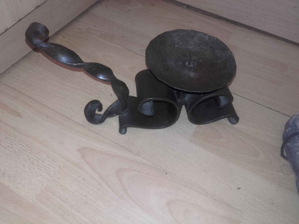 Świecznik kuty młotem Bielany - zdjęcie 2