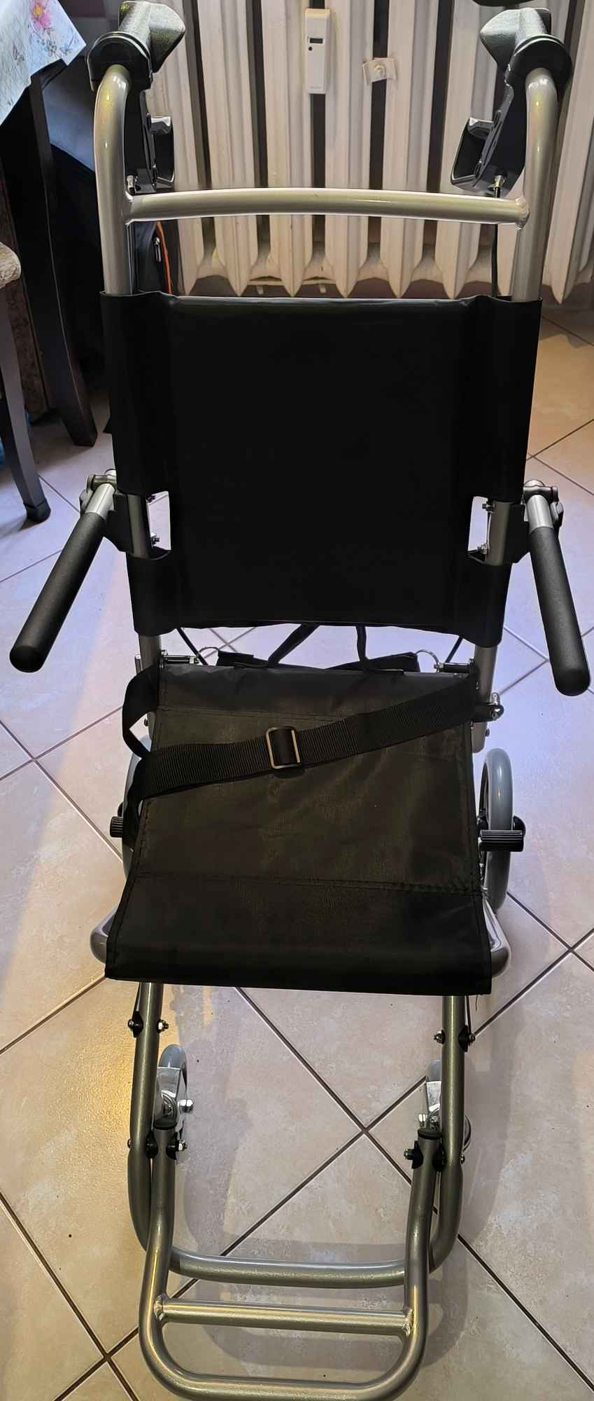 Sprzedam dziecinny wozek inwalidzki Legnica - zdjęcie 2