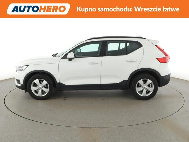 Volvo XC 40 automat navi grzane fotele+kier. kamera LED tempomat Warszawa - zdjęcie 2