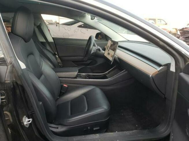 Tesla Model 3 2018, Long Range, 4x4 porysowany lakier Warszawa - zdjęcie 6