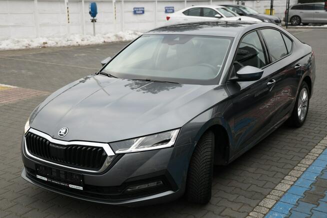 Škoda Octavia 1,0 110 KM Ambition e-Tec Automat Tychy - zdjęcie 5