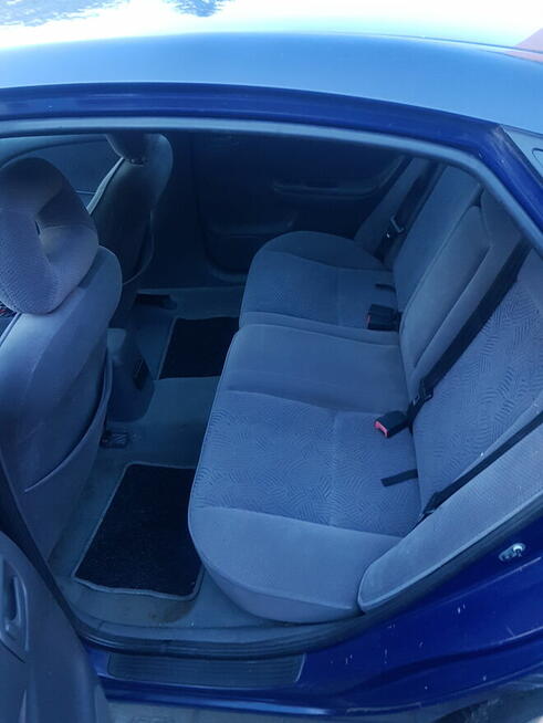 Sprzedam auto toyota avensis Podgórze - zdjęcie 2