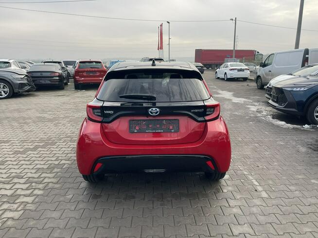 Toyota Yaris Style Hybryda Automat Skóra Kamera Podgrzewanie 116KM Gliwice - zdjęcie 5